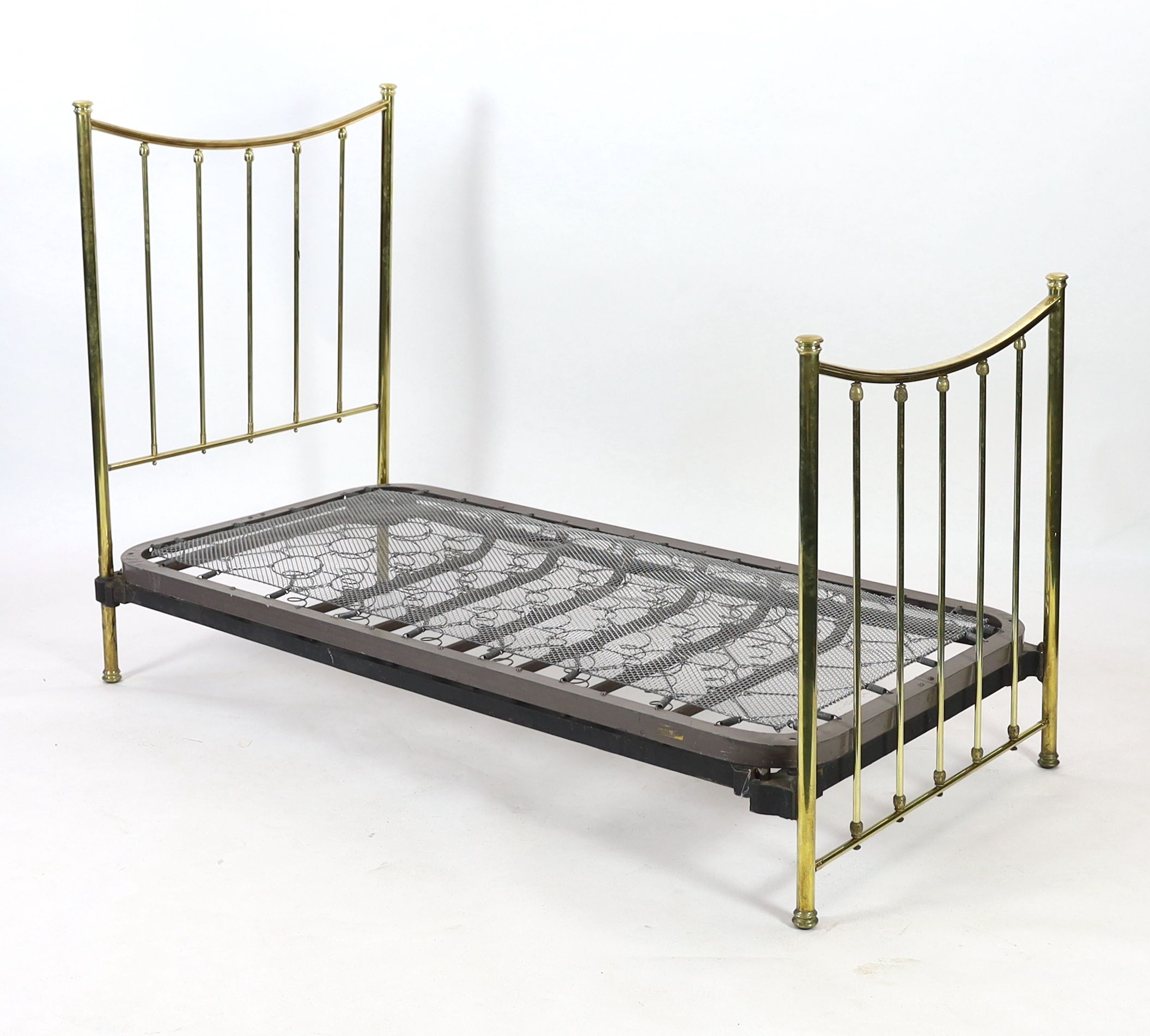 An Edwardian brass single bed frame, width 90cm